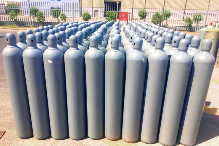 Pure Air Gas Industry Gases co - Oxygen Gas cylinders